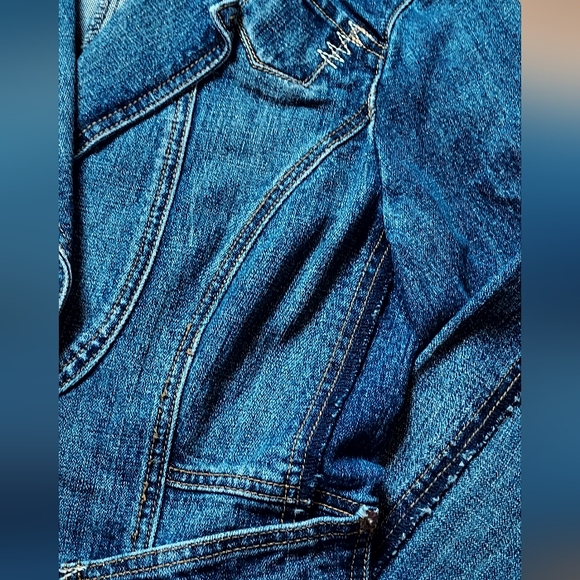 Baccini Women's Western Jean Jacket - Picture 5 of 9